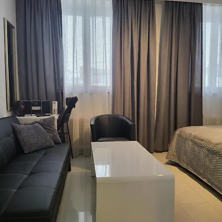Vladys Vienna Apartments Buitenkant foto